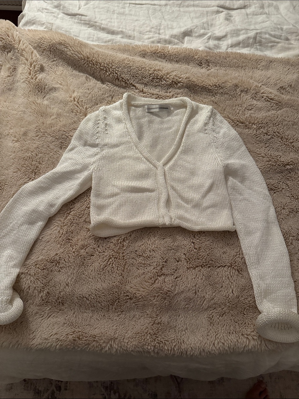 Christopher Esber Cream Cropped V-Neck Knit Sweater